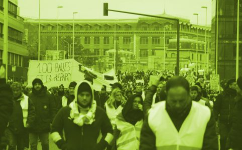 Photo d'une manifestation des gilets jaunes à Lyon